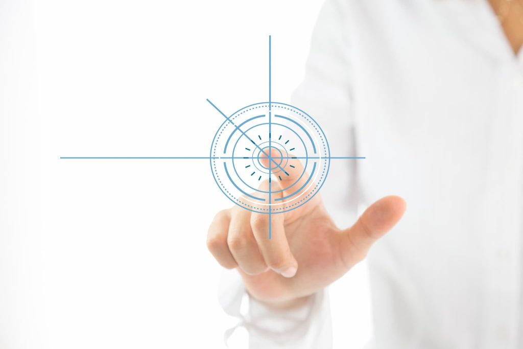 立て替え払いとは特定の支払いニーズにピンポイントで対応できるサービスであることを示すターゲットの図