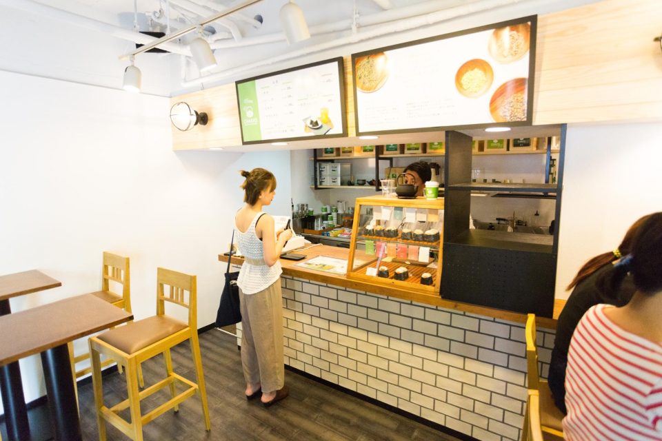 飲食業界未経験ではじめた日本茶専門店 業務改善のため Pdca を導入した経営術 Airレジ マガジン