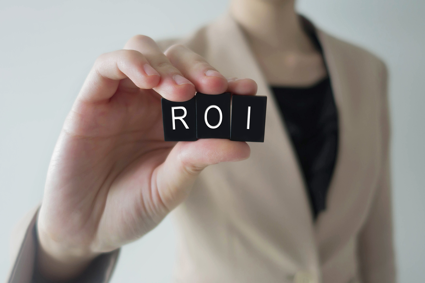 ROI：費用対効果または投資対効果のイメージ