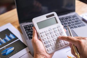 電卓で利益率を計算する