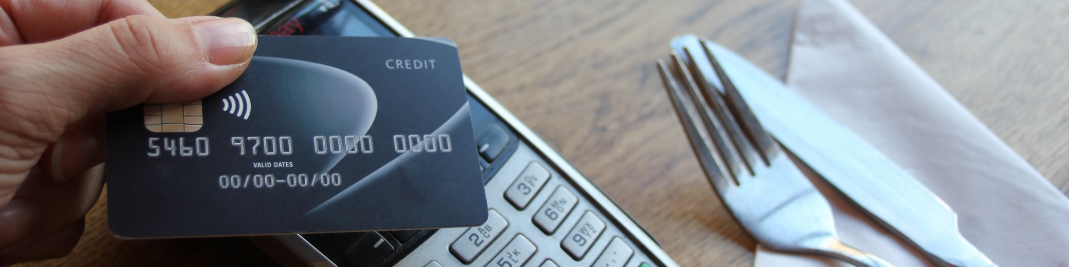 タッチ決済の導入方法。種類・メリット・契約の流れなどをわかりやすく解説 | お店のキャッシュレス決済サービス【Airペイ】