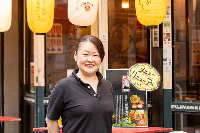 焼肉店 フジヤマドラゴン 浅草橋店 / 店長 綾部朋子氏