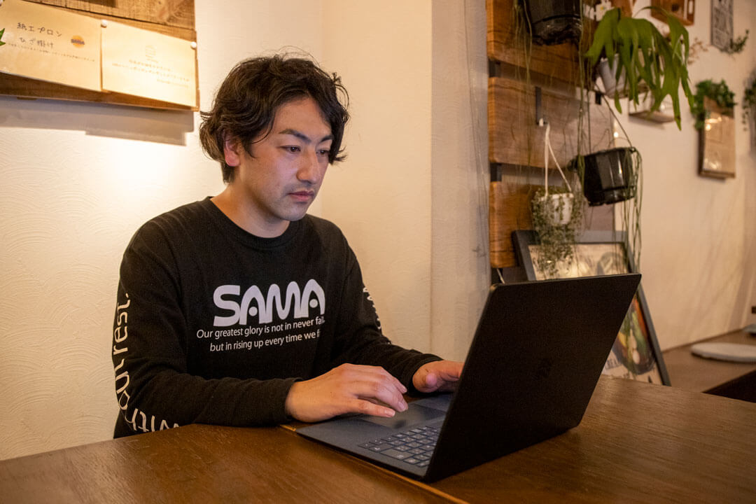 タイムカード機能の正確な計算が店とスタッフの信頼関係につながる